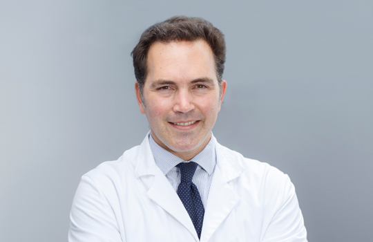 9:30h – Dr. Íñigo Corcóstegui